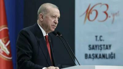 Cumhurbaşkanı Recep Tayyip Erdoğan, belediyelere yönelik yolsuzluk soruşturmalarına değinerek yerel