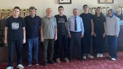 Bursa Erkek Lisesi'nin öğrencileri hem ulusal hem de uluslararası alanda