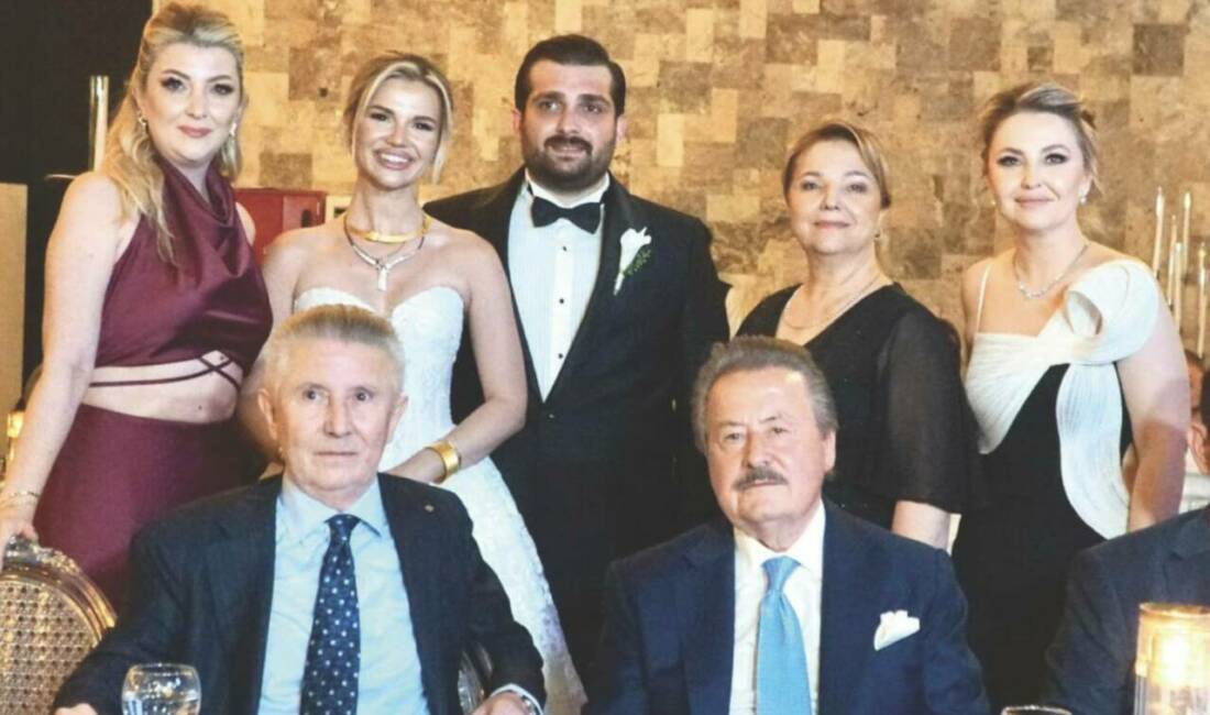 Tansu Çağlayan ve Ersoy Eruğur, görkemli bir organizasyonla hayatlarını birleştirdi.