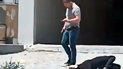Adana'da emekli polis memuru Faruk Kayhan (52), kendisinden para isteyen