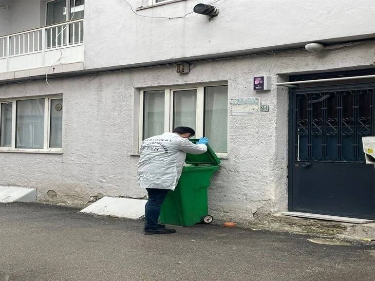 Bursa'da korkunç cinayette kan donduran ayrıntılar! 4 esinin cesedini nacakla 15 parcaya bolen kadin kan sicramasin diye etrafa poset sermis d58384dea0cb