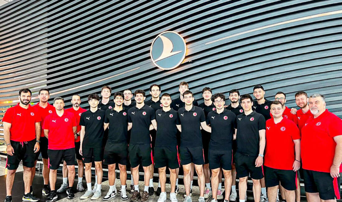 Bursaspor Basketbol yardımcı antrenörü Evren Karademir, U20 Milli Takımı teknik