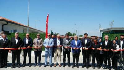 Yenişehir Belediyesi, "Hayvan Dostu Yenişehir" hedefi doğrultusunda sokak hayvanlarının güvenli,