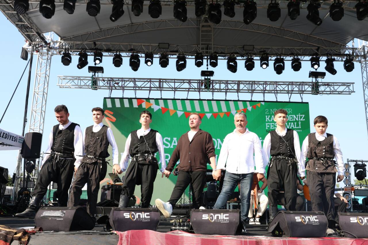 Bursa'da Karadeniz coşkusu! 4 2. Nilüfer Karadeniz Festivali sona erdi