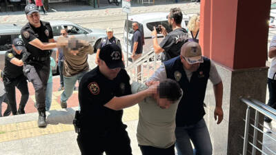 Kocaeli'de FETÖ/PDY’nin güncel yapılanmasına yönelik yürütülen soruşturma kapsamında gözaltına alınan