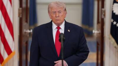 Donald Trump'ın bu hafta dünya liderlerinin katılacağı zirve için Fransa'nın