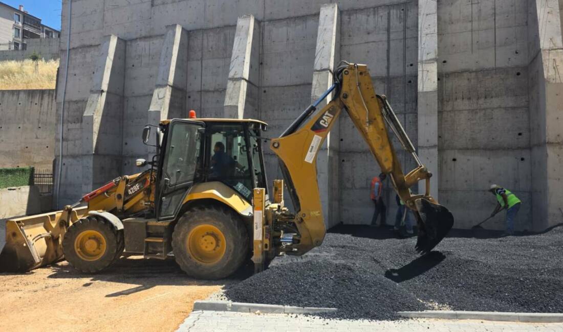 Bursa’nın o mahallesinde asfalt mesaisi Gemlik Belediyesi, ilçenin gelişen bölgelerinde altyapı çalışmalarını sürdürerek Hisar Mahallesi'nde