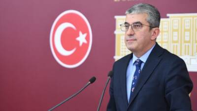 TBMM'deki grup başkanvekilliği görevinden alınan CHP'li Gökhan Günaydın, yeniden görevine