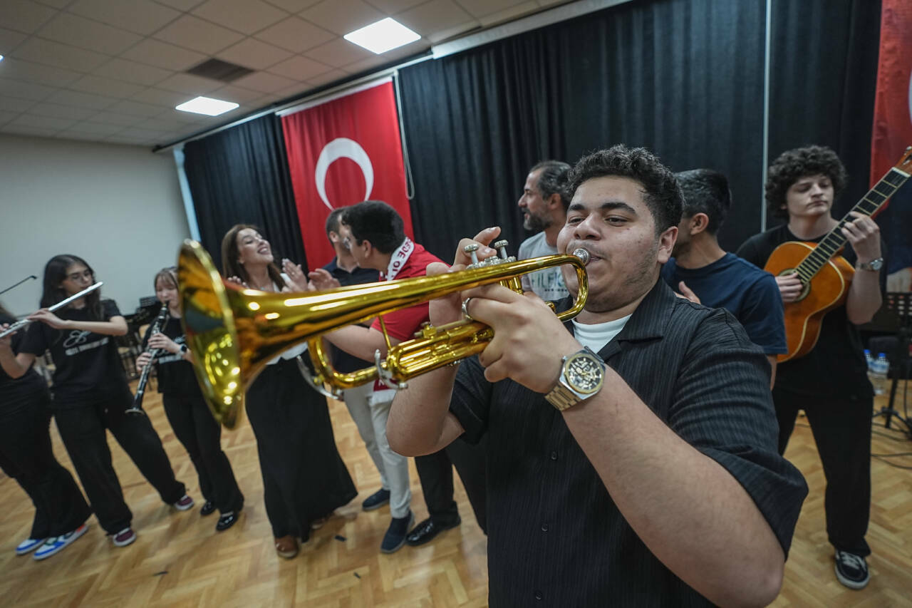 Gururlandıran birincilik! Milli Takım’ın marşı Bursa’dan çıktı 8 gururlandiran birincilik bizim cocuklar marsi bursadan cikti 6919acd81d21