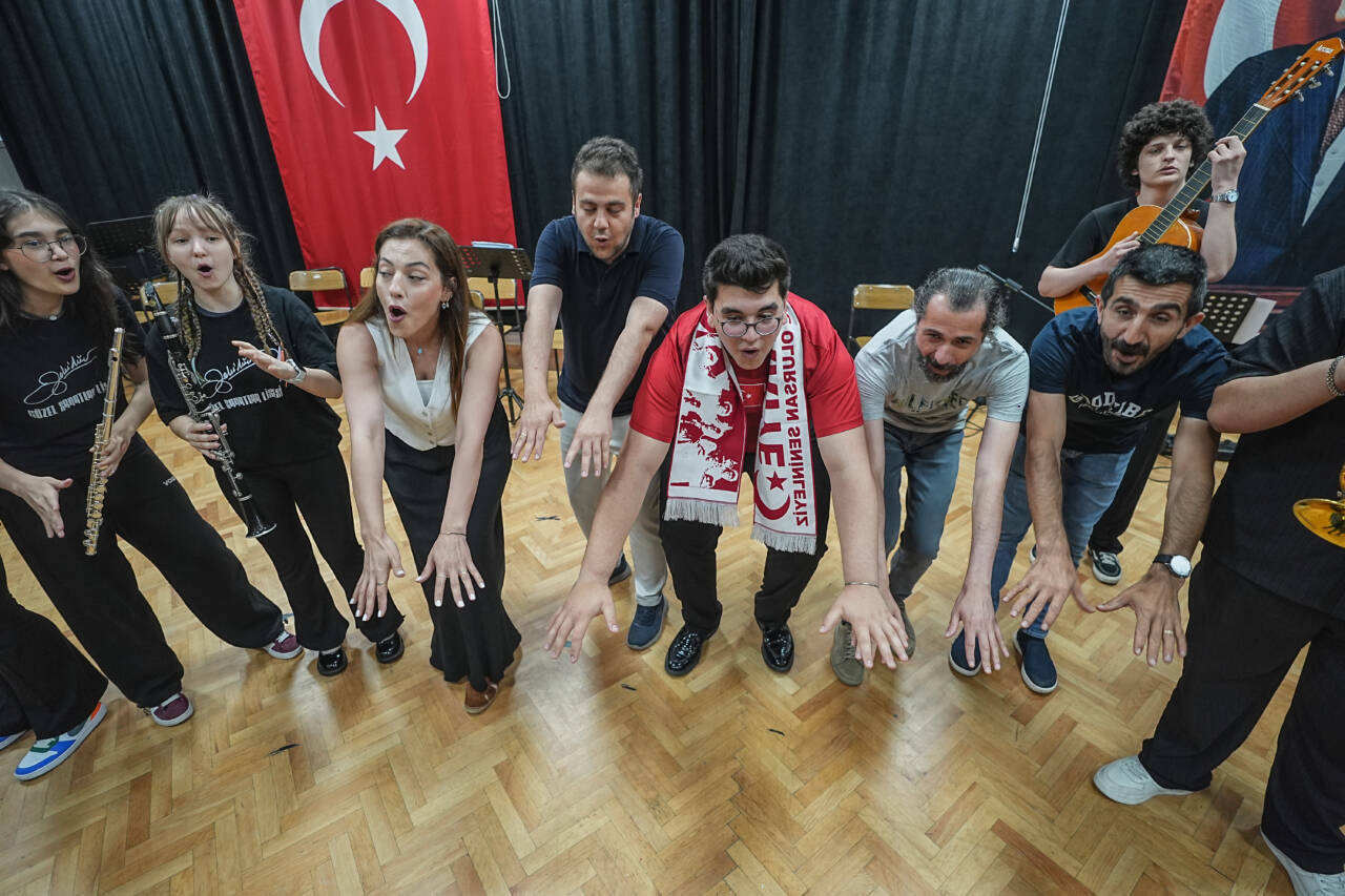 Gururlandıran birincilik! Milli Takım’ın marşı Bursa’dan çıktı 7 gururlandiran birincilik bizim cocuklar marsi bursadan cikti e9b0e14da53c