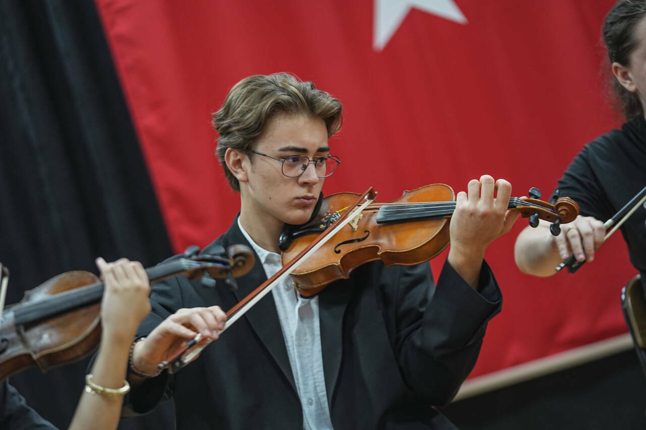 Gururlandıran birincilik! Milli Takım’ın marşı Bursa’dan çıktı 5 gururlandiran birincilik bizim cocuklar marsi bursadan cikti f97003f0cc54