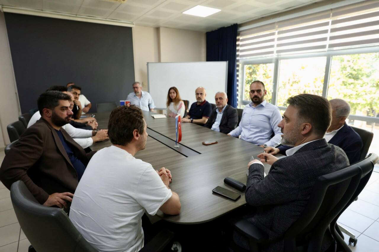 Bursa Büyükşehir Başkan Vekili Biba'dan Sezer Sezgin ve yönetimine ziyaret 2