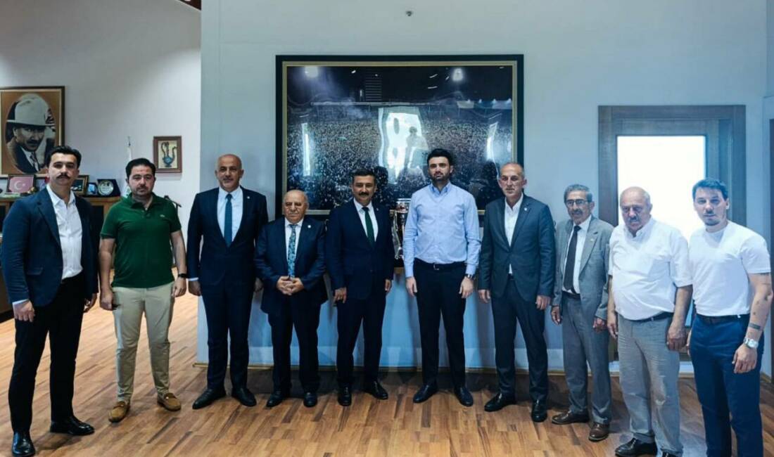 İYİ Parti Genel Başkan Yardımcısı ve Bursa Milletvekili Selçuk Türkoğlu,