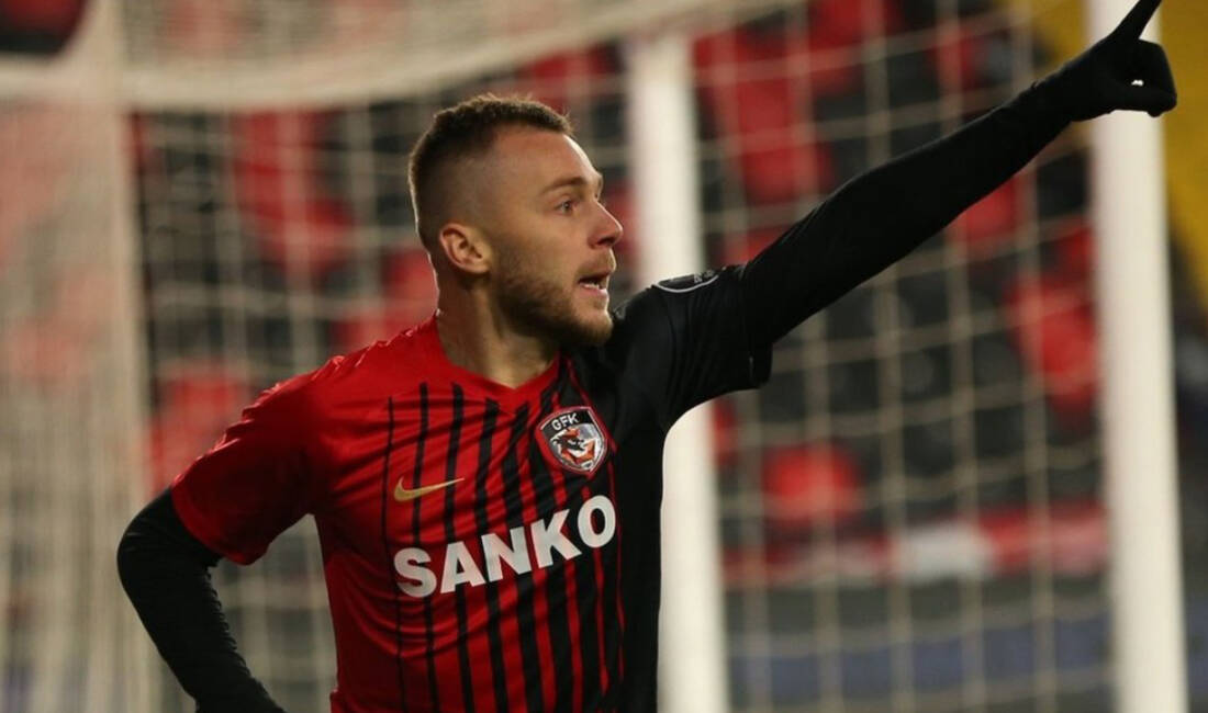 Bursaspor’da 10 numara için yeni isim! David Tijanic’ten yanıt bekleyen Bursaspor, Gaziantep FK’nın 36 yaşındaki 10
