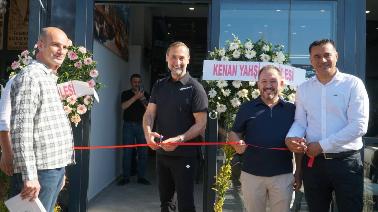 Dünya Şampiyonu Semih Saygıner Bursa' da 3 img 20260611 wa0007