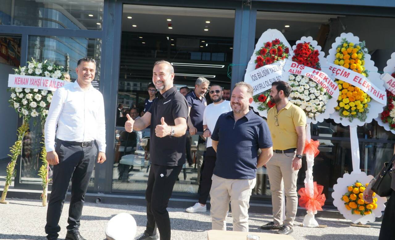 Dünya Şampiyonu Semih Saygıner Bursa' da 2 img 20260611 wa0008