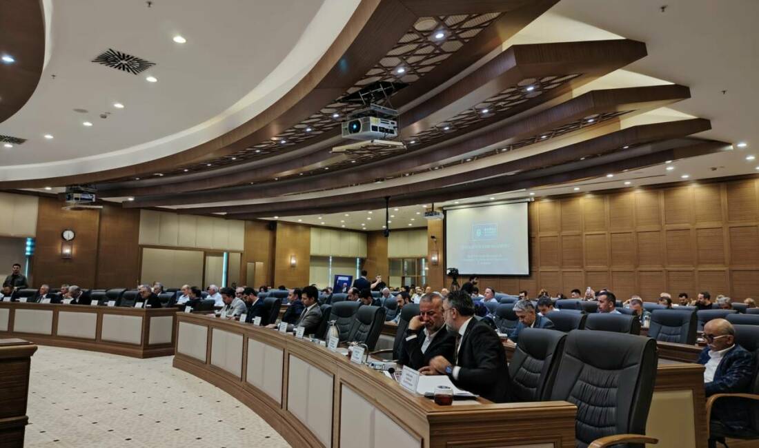 Bursa Büyükşehir Meclisi’nde ‘Kayapa’ gerilimi Bursa Büyükşehir Belediye Meclisi’nde Kayapa ve Kuruçeşme mahallelerindeki bazı parselleri