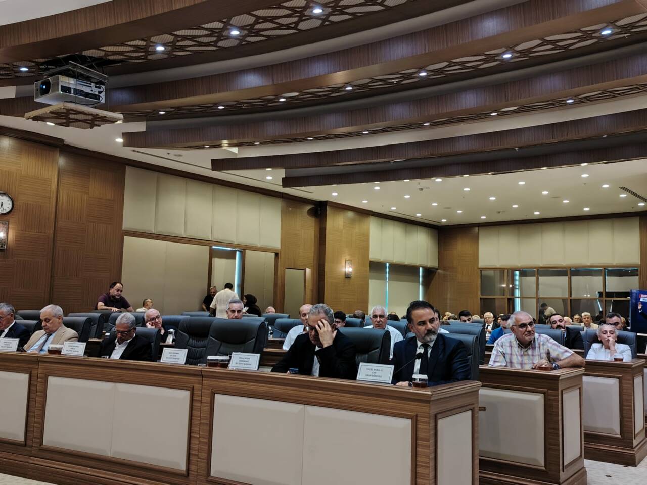 Bursa Büyükşehir Meclisi’nde 'Kayapa' gerilimi 3 img 20260616 wa0005
