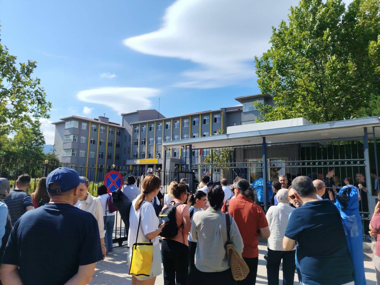 Bursa'da YKS maratonu başladı 5 img 20260620 wa0000