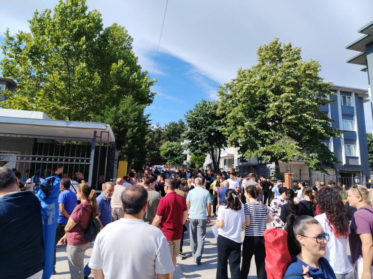 Bursa'da YKS maratonu başladı 4 img 20260620 wa0002