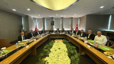 Türkiye Kayak Federasyonu (TKF) Başkanı Prof. Dr. Süleyman Şahin ve