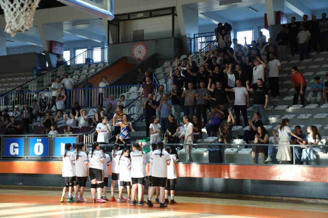 İnegöl Belediyespor U12 Kız Basketbol Takımı Bursa üçüncüsü oldu 1 inegol belediyespor u12 kiz basketbol takimi bursa ucuncusu oldu f609061c8645