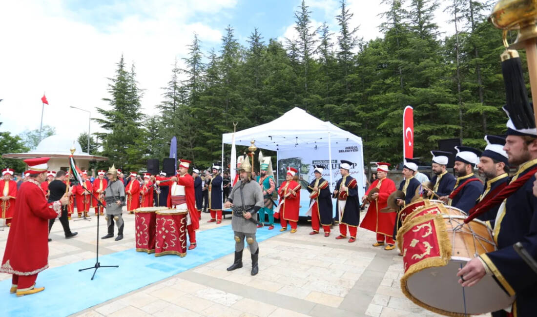 İnegöl Fatihi Turgut Alp kabri başında anıldı Ertuğrul Gazi ve Osman Gazi’nin silah arkadaşı, İnegöl’ün Fatihi Turgut