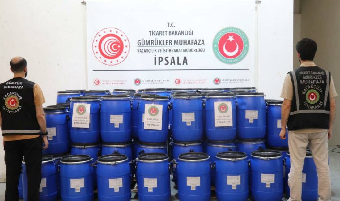 İpsala’da tonlarca uyuşturucuya el kondu Ticaret Bakanlığı Gümrükler Muhafaza ekiplerince Edirne İpsala Gümrük Kapısı'nda yapılan