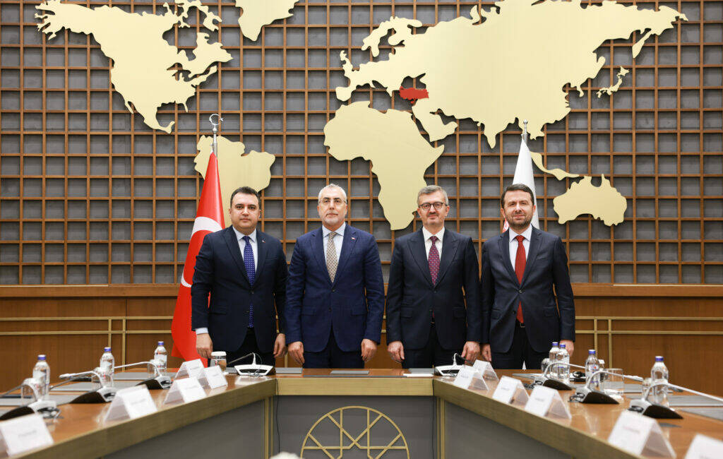 İletişim ve medya sektöründe istihdamın geliştirilmesi, nitelikli işgücünün sektöre kazandırılması