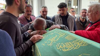 Erzurum'un Palandöken ilçesinde, kahvaltı sırasında nefessiz kalan kız kardeşine müdahale