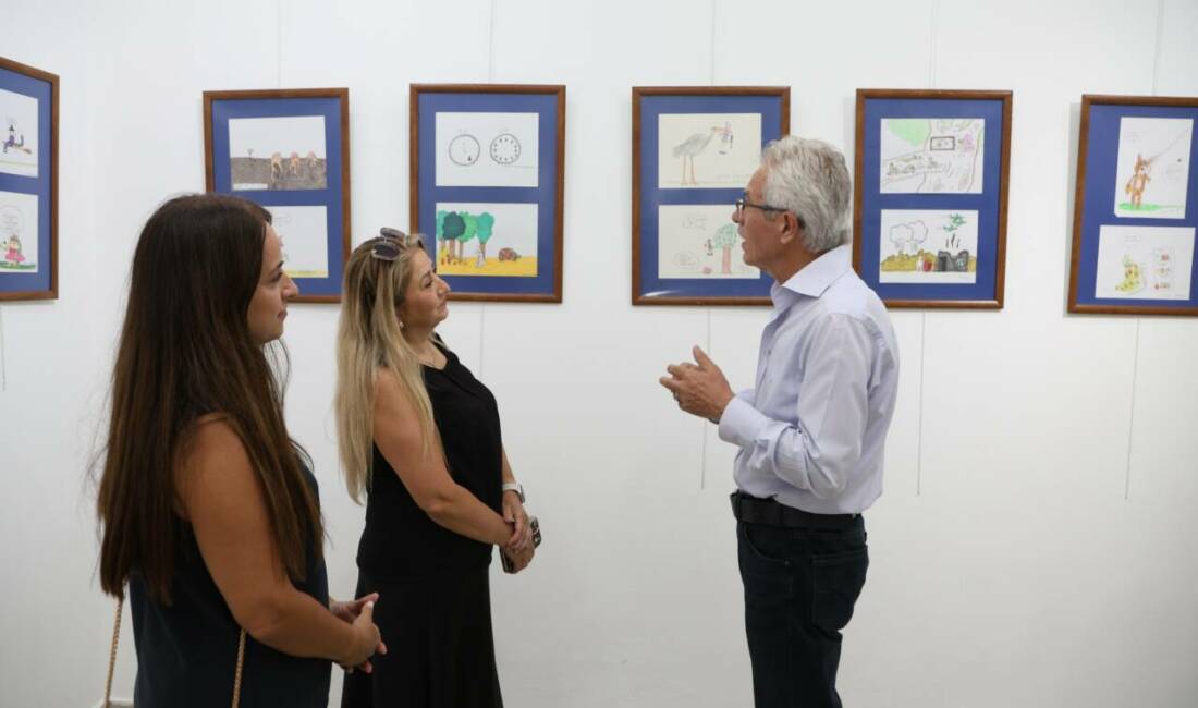 Karikatür sergisi Konak Kültürevi’nde Nilüfer Belediyesi’nin sanat atölyelerinde eğitim alan çocuk kursiyerlerin yıl boyunca