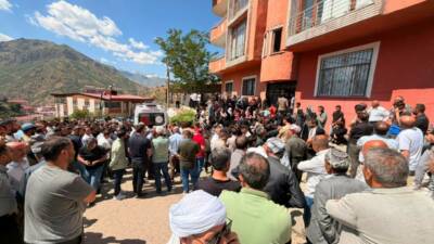 Hakkari’nin Şemdinli ilçesinde kayınpederinin evini basan uzman çavuş, 4 kişiyi