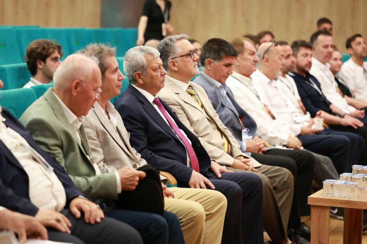 Bursa’nın dünyaca ünlü değeri için önemli zirve! 5 Bursa’nın Dünyaca Ünlü Değeri Osmangazi’de Konuşuldu
