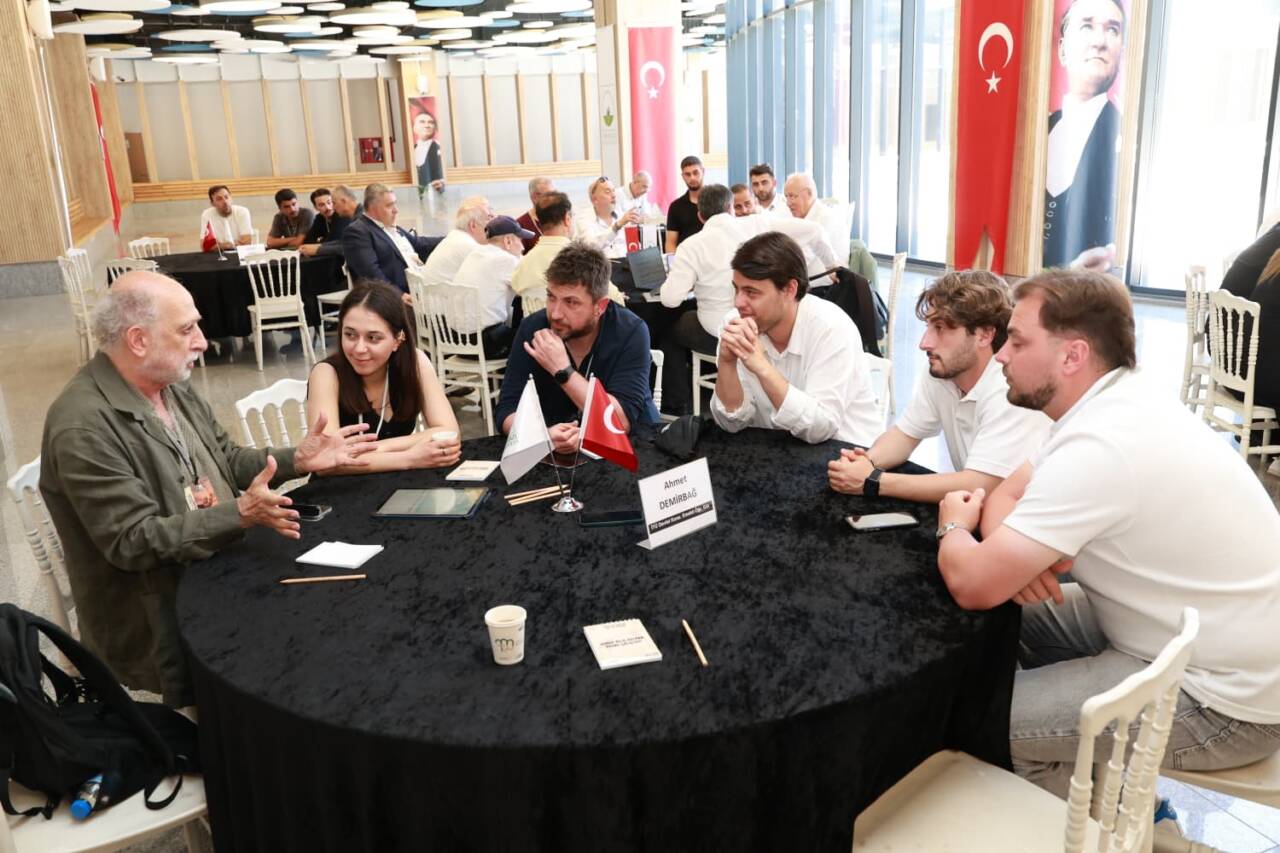 Bursa’nın dünyaca ünlü değeri için önemli zirve! 8 Bursa’nın Dünyaca Ünlü Değeri Osmangazi’de Konuşuldu