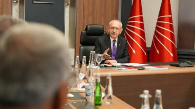 CHP Genel Başkanı Kemal Kılıçdaroğlu, Merkez Yönetim Kurulu (MYK) üyeleri