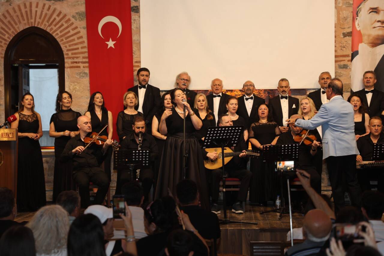 Osmangazi’de şarkılar babalar İçin seslendirildi