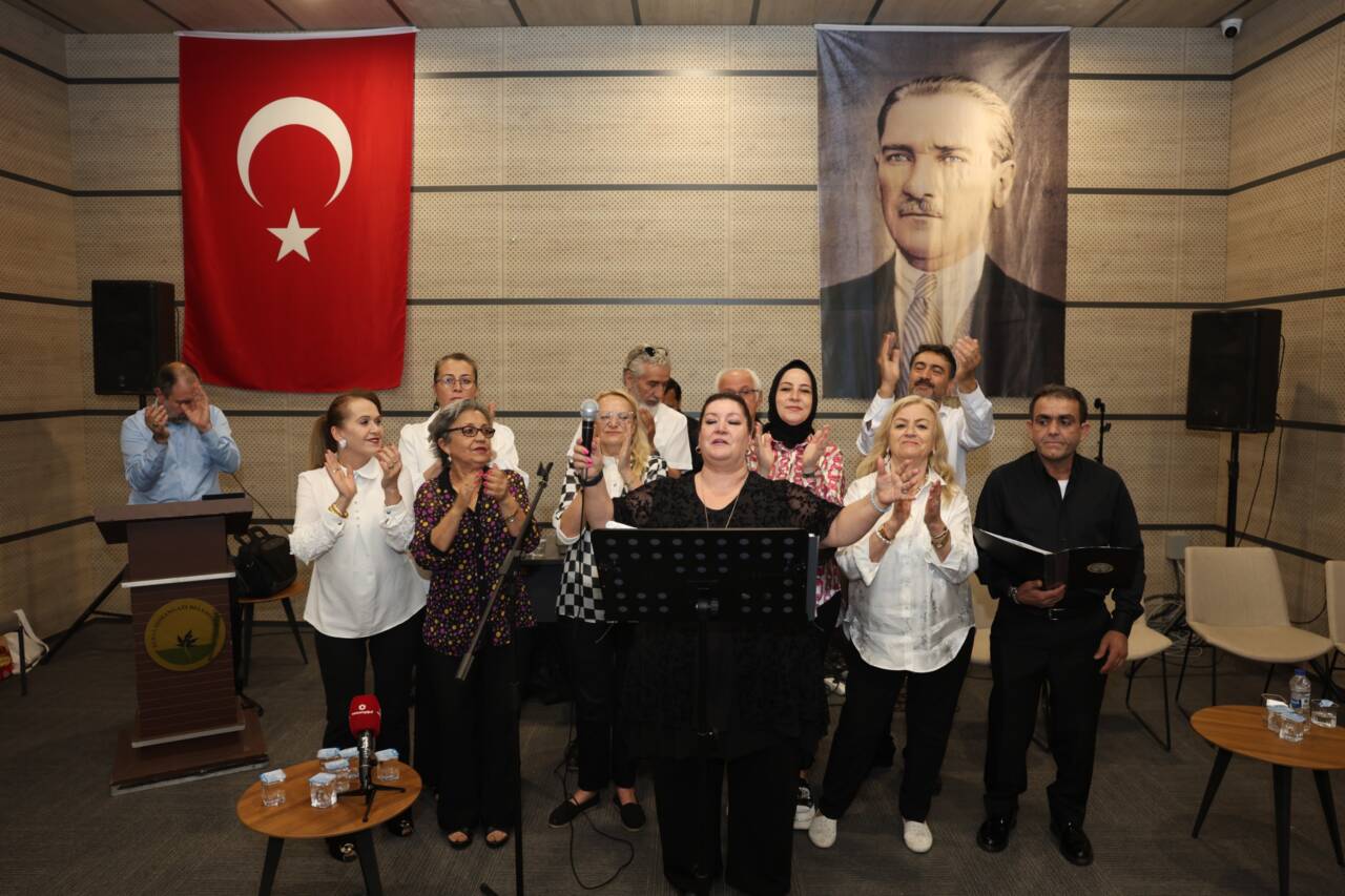 Bursa'da moral konseri 1 Fwd: Osmangazi’de OBAM, BAREM ve ALBAM Üyelerine Moral Konseri (Görüntülü)