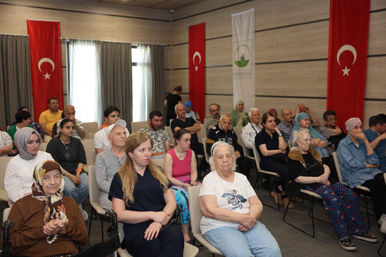 Bursa'da moral konseri 4 Fwd: Osmangazi’de OBAM, BAREM ve ALBAM Üyelerine Moral Konseri (Görüntülü)