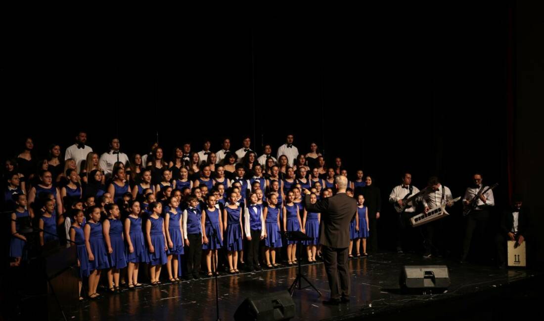 Nilüfer’in farklı sesleri bu konserde bir oldu Nilüfer Çocuk Korosu, 10’uncu yıl konser serisi kapsamında 21 Haziran