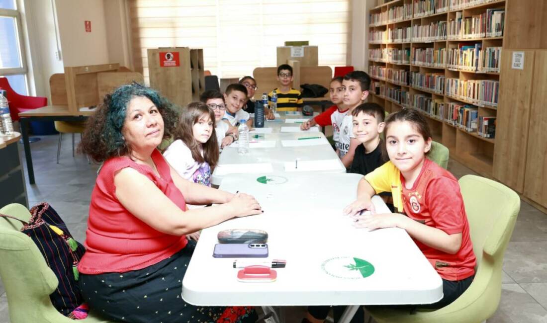 Osmangazi Belediyesi tarafından edebiyata ilgi duyan çocukları bir araya getirmek