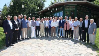 Osmangazi Belediyesi’nin kurucu meclis üyeleriyle bir araya gelen Osmangazi Belediye