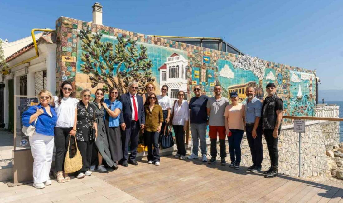 Mudanya sahilindeki o duvara sanatsal dokunuş! Bursa Büyükşehir Belediyesi’nin destekleri, özel ihtiyaç sahibi gençler, seramik sanatçıları