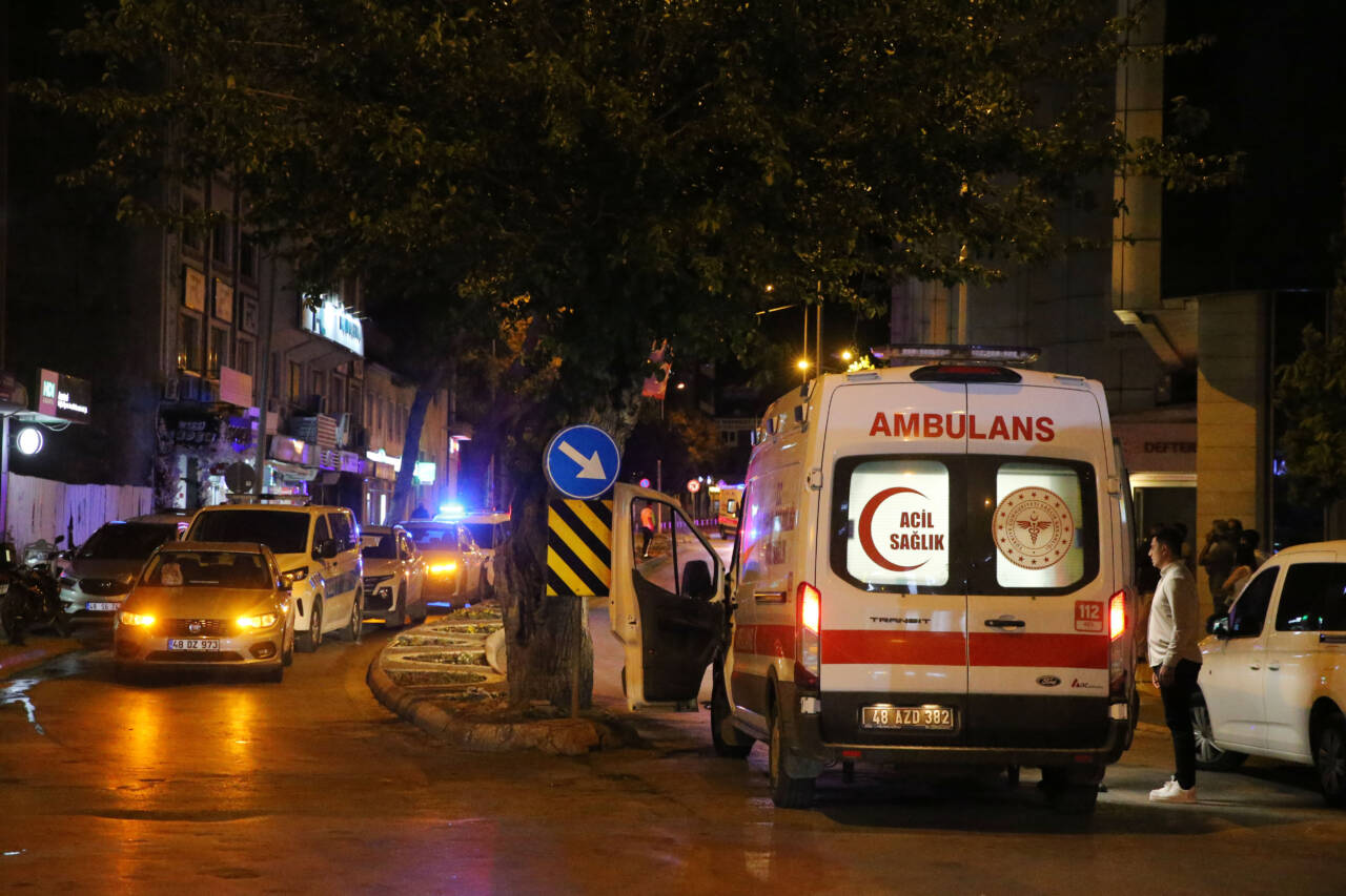 KADES ihbarına giden polis şehit oldu 1 muglada kades ihbarina giden polise silahli saldirif07b5bcde7e2