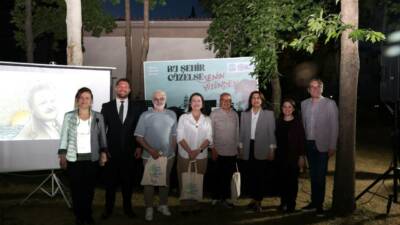 Nilüfer Belediyesi ve Nilüfer Kent Konseyi, Nâzım Hikmet’i ölümünün 63’üncü