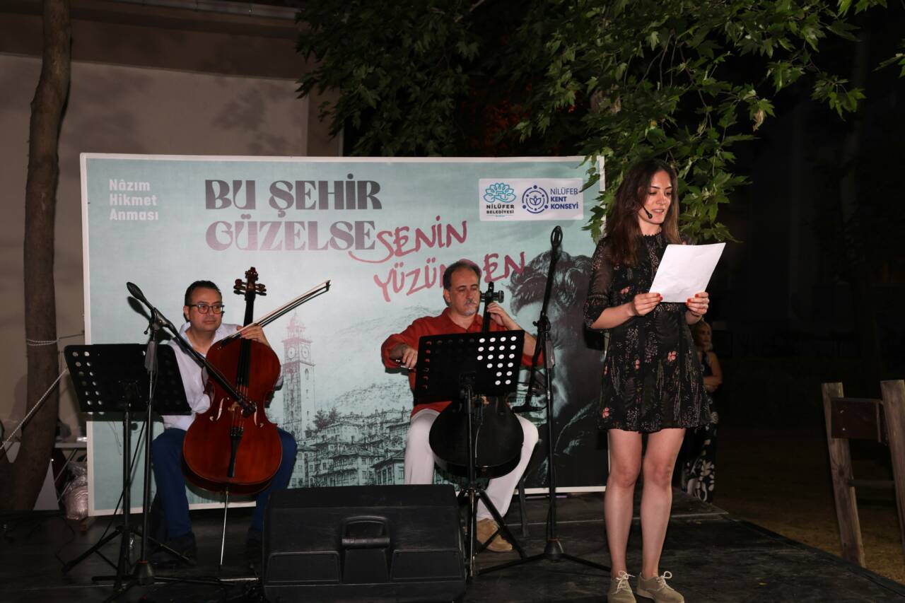 Fwd: (FOTOĞRAFLI) NÂZIM HİKMET NİLÜFER’DE ANILDI