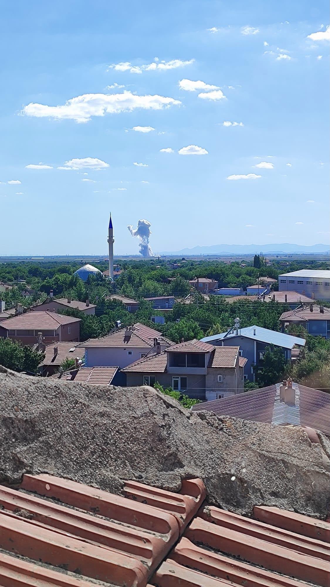 nigdede havai fisek fabrikasinda patlama yaralilar var fotograflar 31c5388c832e