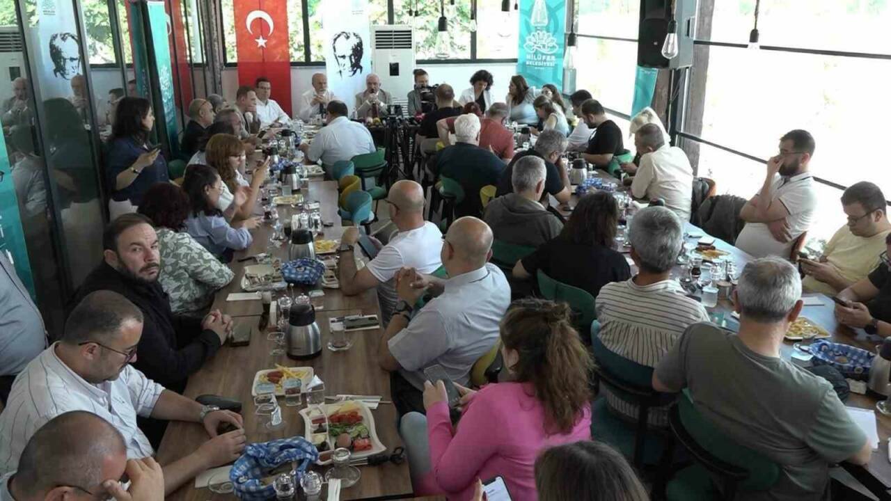 Nilüfer Belediye Başkanı Özdemir'den tarım ve enginar mesajı! 1 nilufer belediye baskani ozdemirden tarim mesaji 2c3aa0b103c7