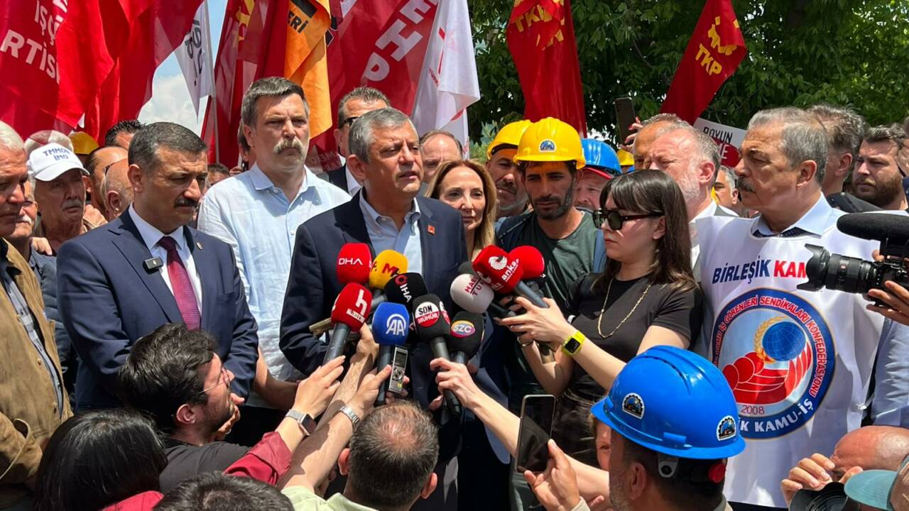 ozgur ozel maden iscileri ile bir araya geldi 09a657b41033