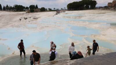 UNESCO Dünya Mirası Listesi'nde yer alan Hierapolis (Pamukkale) Ören Yeri'nde,