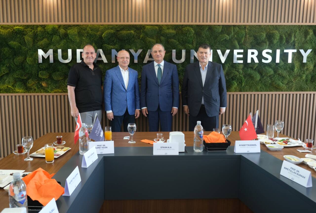 Efkan Ala’dan Mudanya Üniversitesi’ne ziyaret 4 Efkan Ala’dan Mudanya Üniversitesi’ne ziyaret